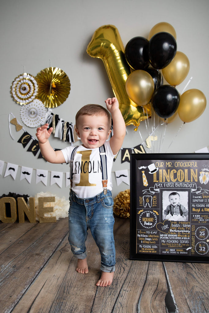 Birthday Photo Sign, Mr. ONEderful Birthday Chalkboard, Poster Bow Ties, Bowtie, Little Man, LITTLEMANCHALK0520