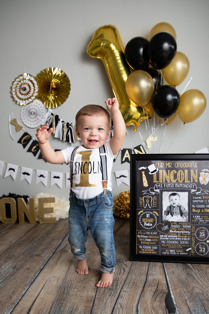 Birthday Photo Sign, Mr. ONEderful Birthday Chalkboard, Bow Ties, Bowtie, Little Man, LITTLEMANCHALK0520